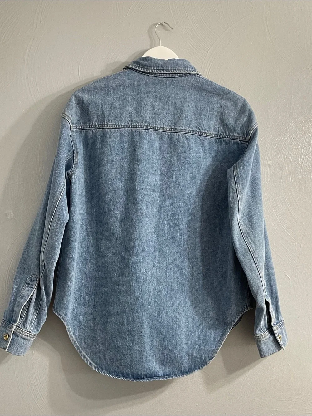 Tuckernuck Women’s Denim Shirt Jacket Chessy Shacket Size S